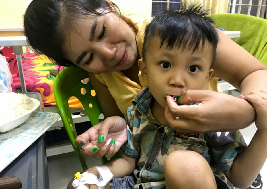 カンボジアの食材で、栄養たっぷりの給食提供を