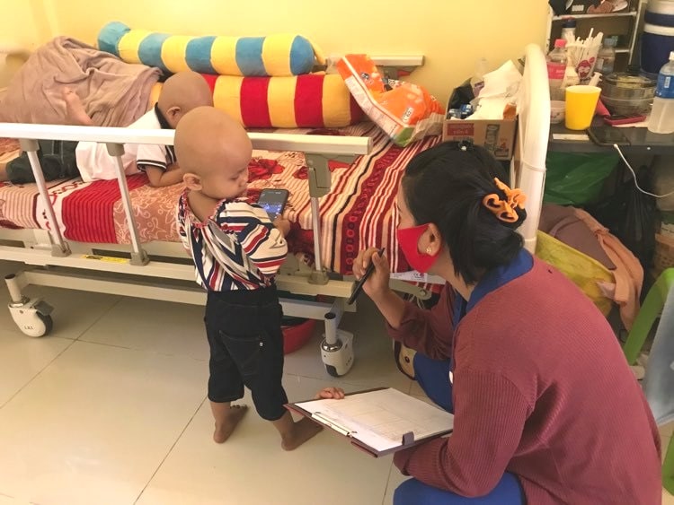 カンボジア 1年間で子どもたちがたくさん食べてくれるようになりました