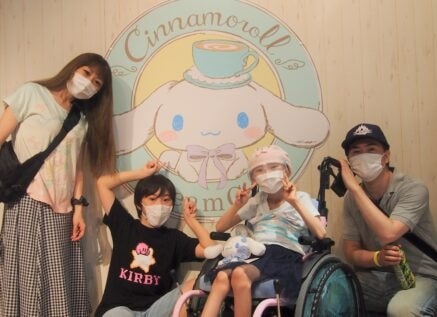 かいりちゃんご家族とサンリオピューロランドへ♪ – SmileSmilePROJECT