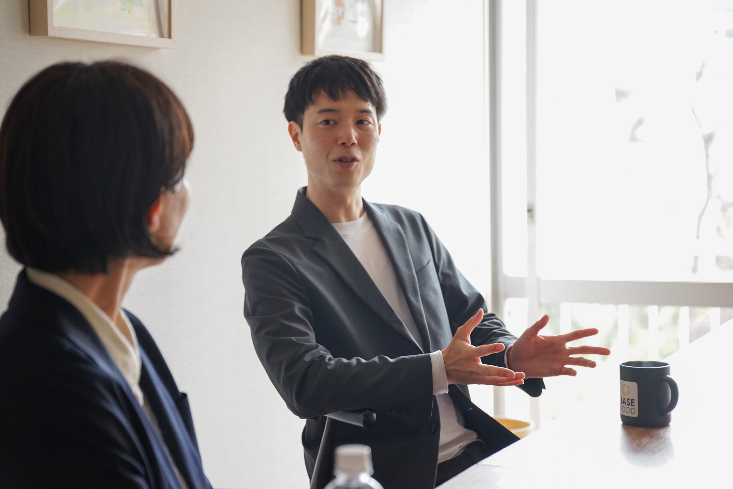 「支援する側・される側」から、未来を見据えるパートナーとして。ベースフード株式会社CEO 橋本舜✖️ジャパンハート理事長 吉岡春菜 トップ対談【後編】