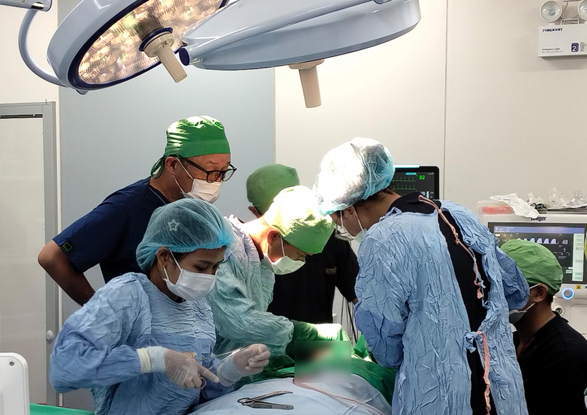【初実施】アジアの高度医療拠点をめざす - ジャパンハートアジア小児医療センターで、 開院後初めて他国からの患者受け入れ手術を実施 ~国境を越え医療を届ける構想実現に向けた大きな一歩~