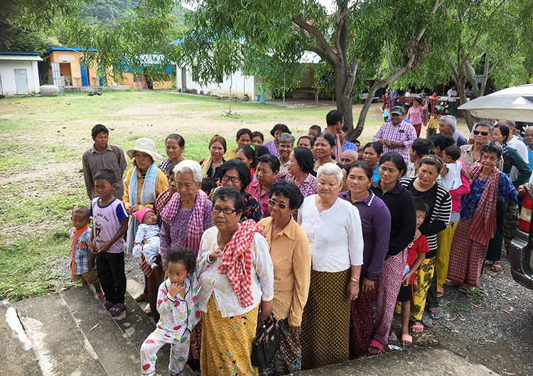 ジャパンハート カンボジアカンボジア 巡回診療・手術活動