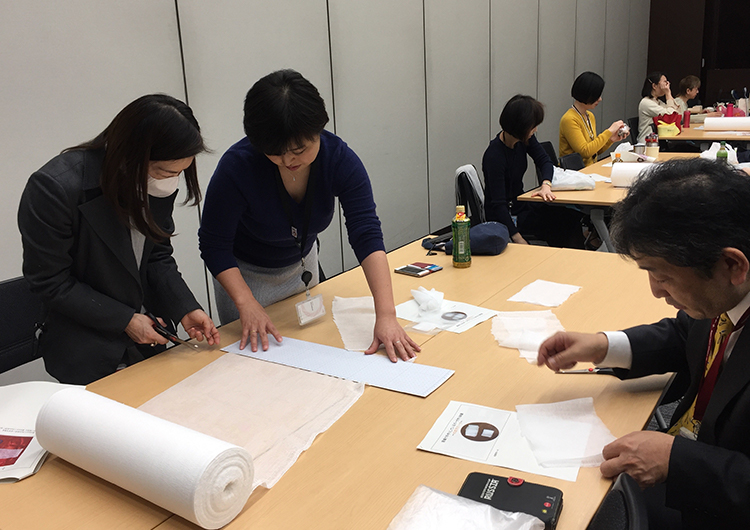 三菱商事株式会社様から海外プロジェクトへのご寄付と、日本オフィスでのボランティア活動を実施いただきました。