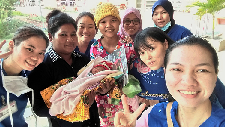 小さな命と向き合った1カ月 カンボジア 助産師 海外ボランティア
