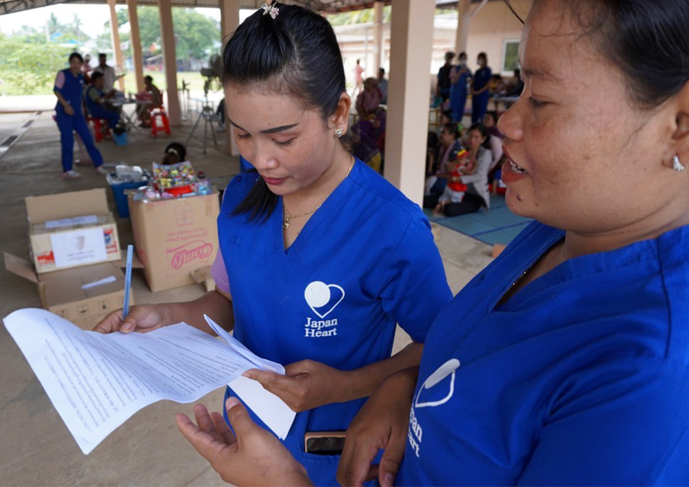 ジャパンハート カンボジア 乳幼児健診で栄養指導を実施しました。