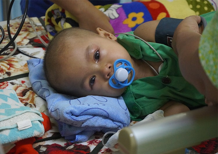 『グッと地球便』カンボジア 病院　子供