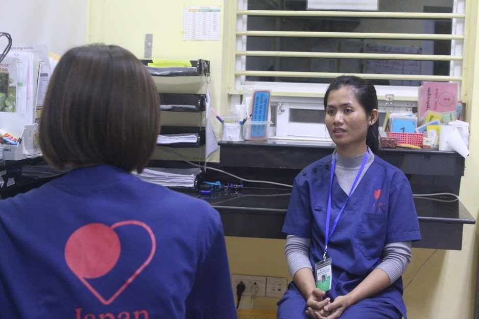 【カンボジア医療活動】カンボジア人事務スタッフが見た医療現場 ー 非医療スタッフが支える「もう一つの医療」ー