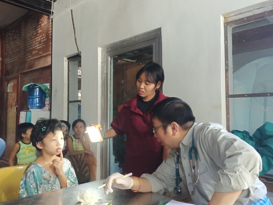 【ミャンマー医療活動】病院まで来られない患者さんたちのために ーワッチェ医療チームによる出張診療ー