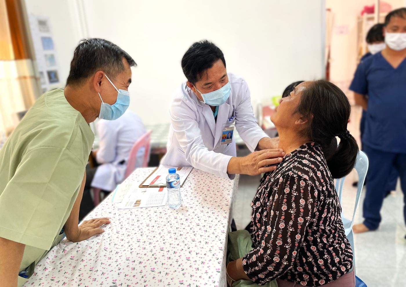 ジャパンハート ラオス 医療 手術活動