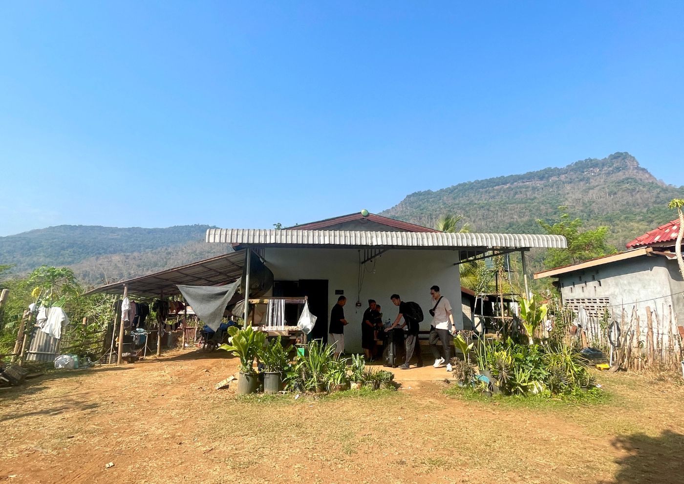 ジャパンハート ラオス 医療 小児がん