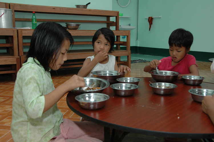 【養育施設Dream Train/ミャンマー】夢を叶えるために日本へ 